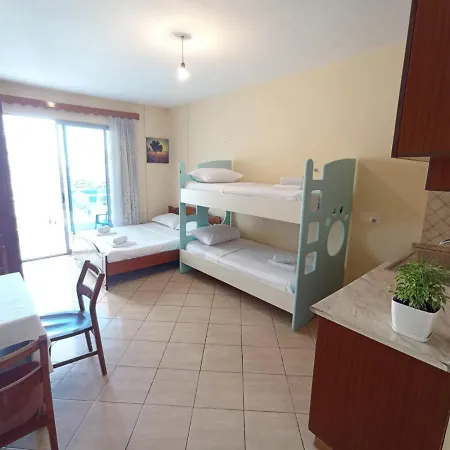 Lungomare Apartment Vlore דירה *