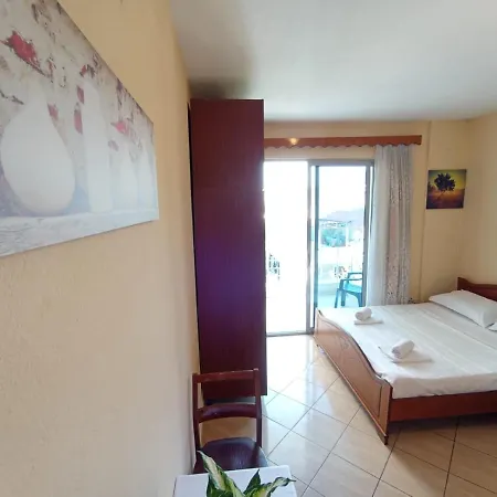 Lungomare Apartment Vlore *